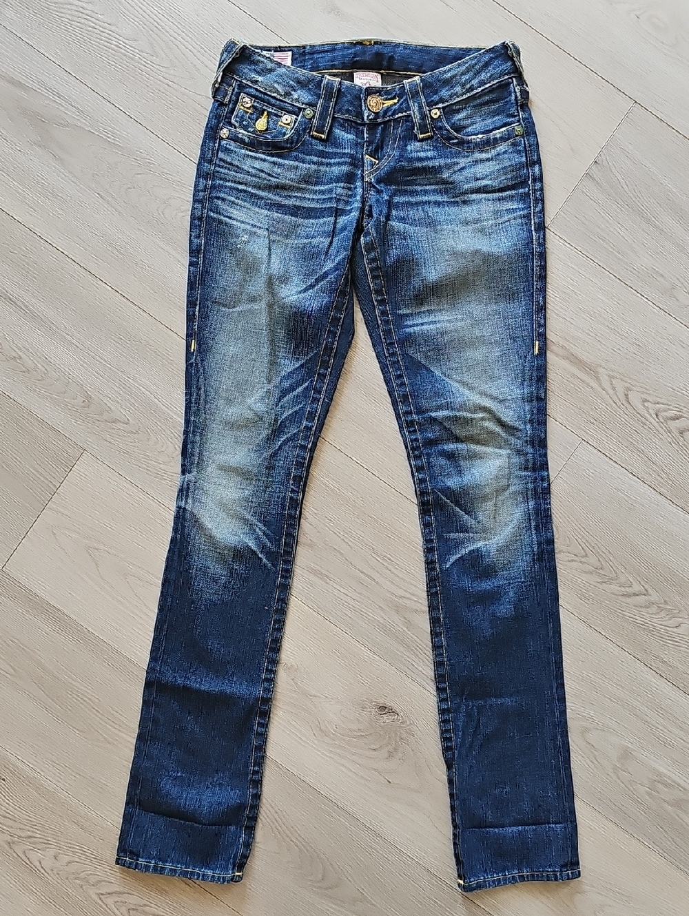 Y2K True Religion Low Rise Billy Skull Tab Roses Jeans, Sz 23 - Picture 5 of 16